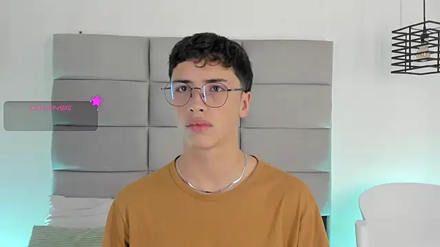 JoshClaarktt online show from 03-25-26, 04:29