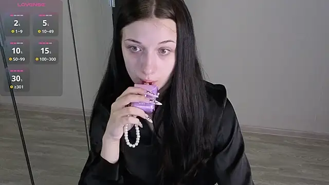 Snapshot of AlicePowells chatting on 07-13-26, 11:13 AlicePowells online show from 07-13-26, 11:13