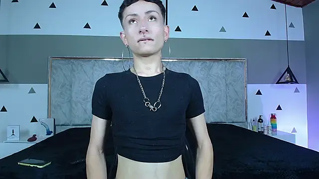 JiangShy666 online show from 03-08-26, 12:20