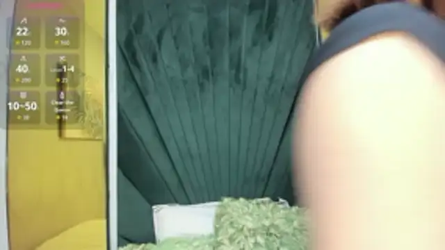 Snapshot of beautifulgirl4u_ chatting on 03-15-26, 02:17 beautifulgirl4u online show from 03-15-26, 02:17