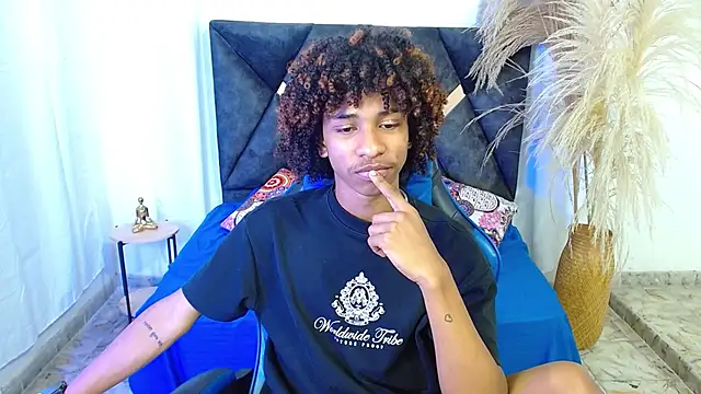 angelll18  online show from 03-18-26, 08:45