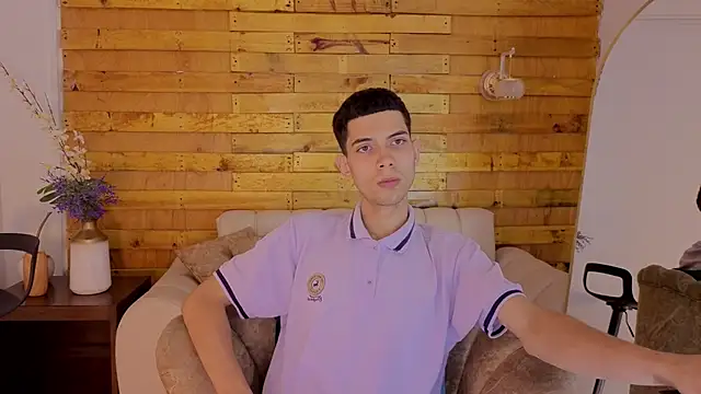 prettyboyy 13 online show from 01-16-26, 08:02