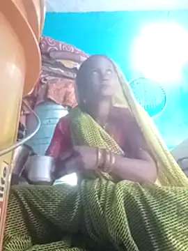 Snapshot of Akanksha_soni chatting on 12-22-25, 08:55 Akanksha soni online show from 12-22-25, 08:55