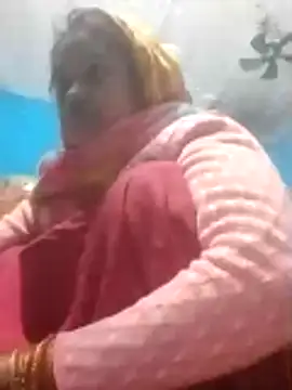 Snapshot of Akanksha_soni chatting on 12-23-25, 12:19 Akanksha soni online show from 12-23-25, 12:19