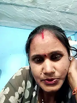 Snapshot of Akanksha_soni chatting on 01-08-26, 08:05 Akanksha soni online show from 01-08-26, 08:05