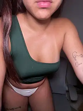 Zarahs Blare1 online show from 05-31-26, 12:52