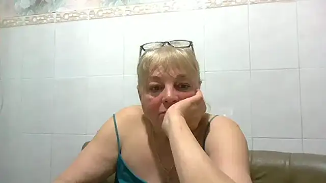 LinaLight88 online show from 04-05-26, 08:06