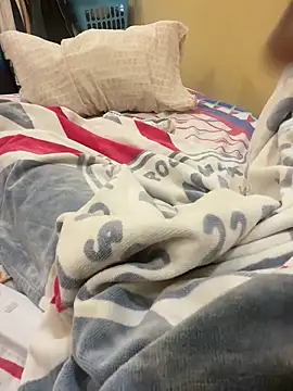 Snapshot of Nunobrubo chatting on 04-07-26, 01:22 Nunobrubo online show from 04-07-26, 01:22