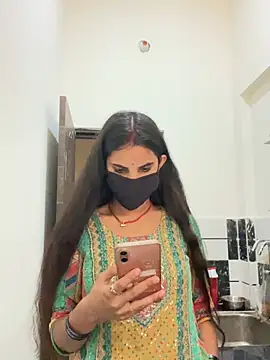 Snapshot of Pooja_Love143 chatting on 04-08-26, 07:52 Pooja Love143 online show from 04-08-26, 07:52