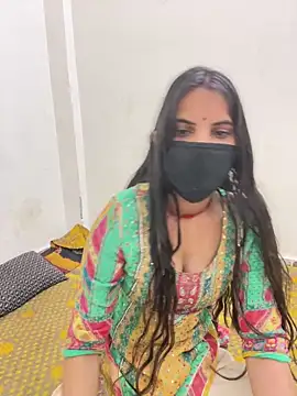 Snapshot of Pooja_Love143 chatting on 04-10-26, 06:51 Pooja Love143 online show from 04-10-26, 06:51