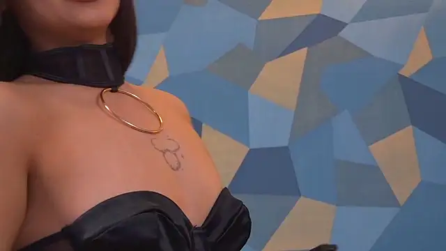 Valentina Oliver online show from 03-22-26, 05:55