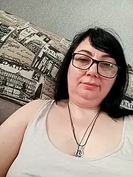 MariSwan222 online show from 04-12-26, 06:07