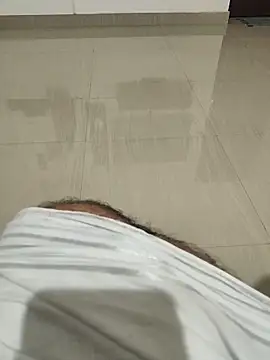 nesimom online show from 06-18-26, 04:33