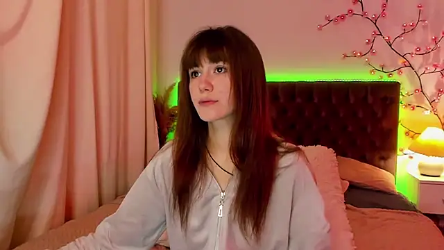 Snapshot of MilanaHotts chatting on 07-09-26, 05:11 MilanaHotts online show from 07-09-26, 05:11
