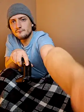 Snapshot of Ghost_Pie chatting on 12-17-25, 06:03 Ghost Pie online show from 12-17-25, 06:03