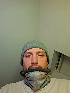 Snapshot of Ghost_Pie chatting on 01-05-26, 05:27 Ghost Pie online show from 01-05-26, 05:27