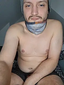 Snapshot of Ghost_Pie chatting on 01-10-26, 12:01 Ghost Pie online show from 01-10-26, 12:01