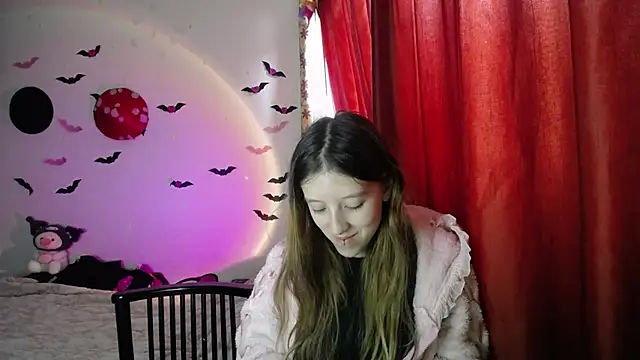 Briar y Blair online show from 04-15-26, 02:46