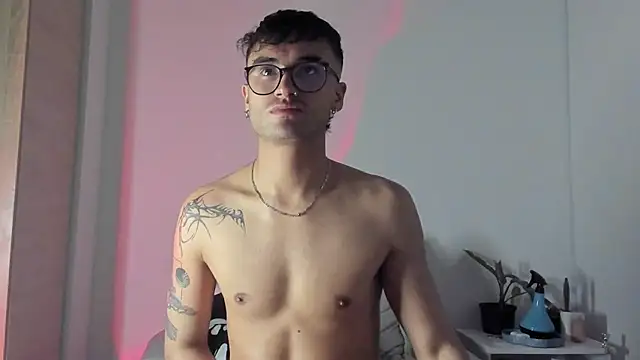 charlie dicker online show from 02-11-26, 01:43