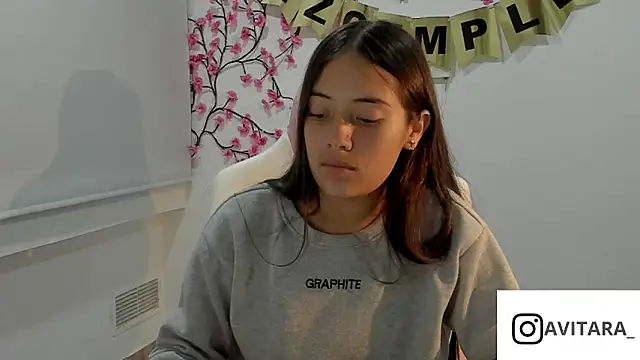 vanesita  online show from 03-19-26, 01:53