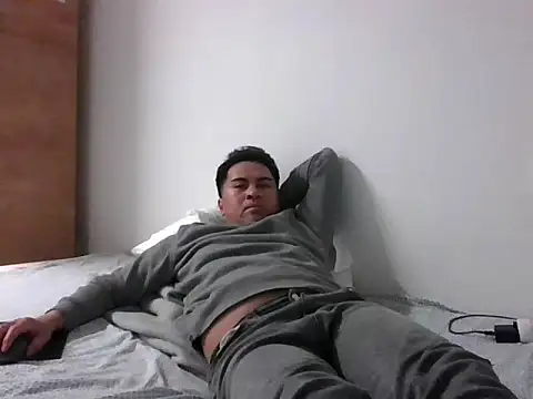 sweetpinoy2027 online show from 02-01-26, 05:22