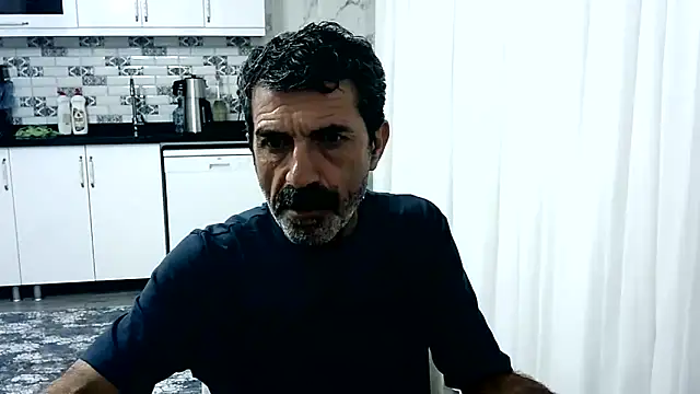 Snapshot of kobra21turki chatting on 05-31-26, 10:44 kobra21turki online show from 05-31-26, 10:44