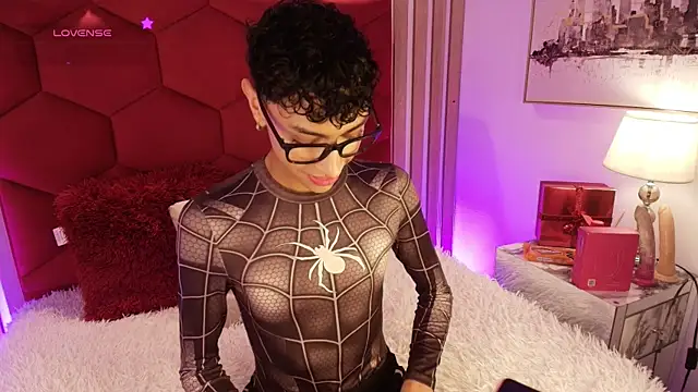 Snapshot of Owen_JP chatting on 04-09-26, 03:17 Owen JP online show from 04-09-26, 03:17