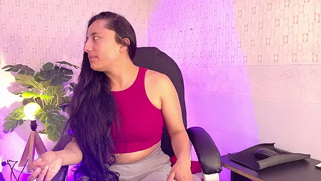 Ithan Skin online show from 03-19-26, 11:36