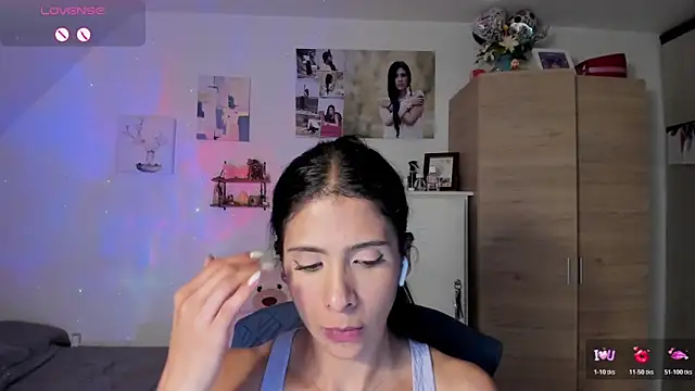 Snapshot of VEROSlen- chatting on 06-11-26, 12:54 VEROSlen- online show from 06-11-26, 12:54