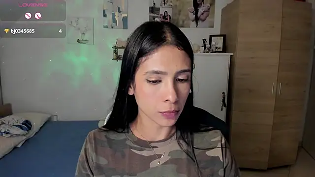 Snapshot of VEROSlen- chatting on 06-16-26, 02:58 VEROSlen- online show from 06-16-26, 02:58