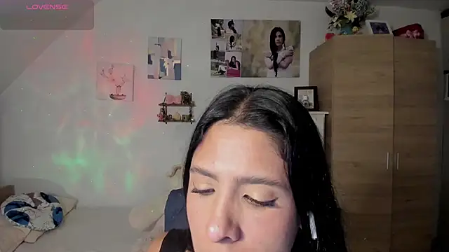 Snapshot of VEROSlen- chatting on 06-28-26, 03:34 VEROSlen- online show from 06-28-26, 03:34
