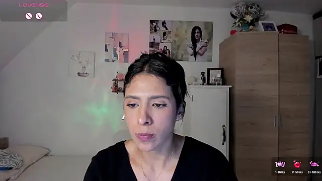 Snapshot of VEROSlen- chatting on 07-13-26, 03:42 VEROSlen- online show from 07-13-26, 03:42