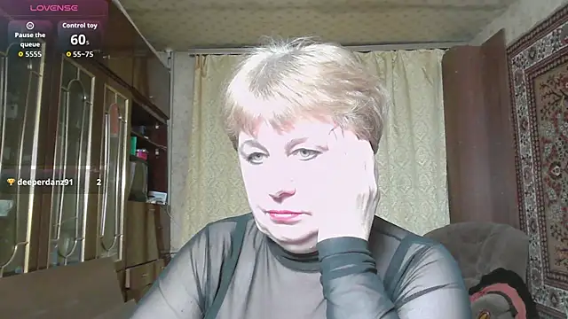 Casey peach online show from 04-05-26, 04:37