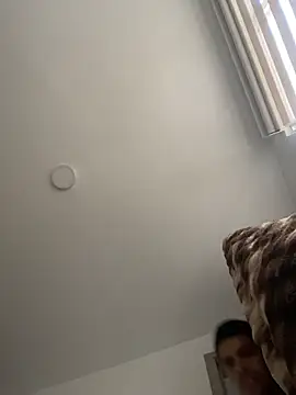 HotWhisper22 online show from 04-17-26, 12:08