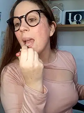 Snapshot of SofiEsteves chatting on 05-23-26, 03:27 SofiEsteves online show from 05-23-26, 03:27