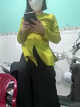 bi biii online show from 05-18-26, 02:51
