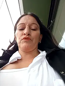 Snapshot of SAMMY_30- chatting on 05-16-26, 01:21 SAMMY 30- online show from 05-16-26, 01:21