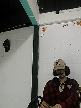 sk8-boy online show from 05-14-26, 04:58