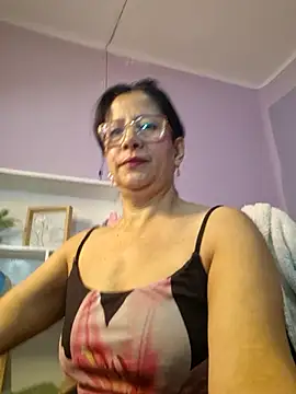 Snapshot of christy_ant chatting on 06-27-26, 02:12 christy ant online show from 06-27-26, 02:12