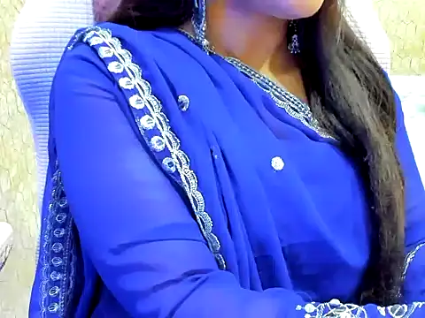 DimondGirl  online show from 03-11-26, 08:59