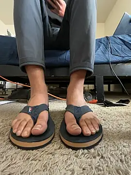 Kingbertfeet online show from 03-18-26, 05:49