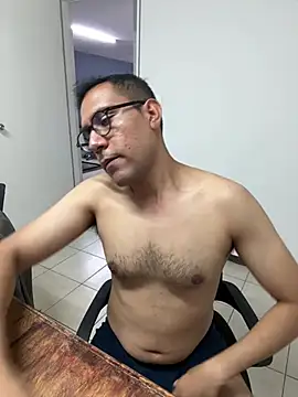 AdrianGarcia89 online show from 06-11-26, 02:53