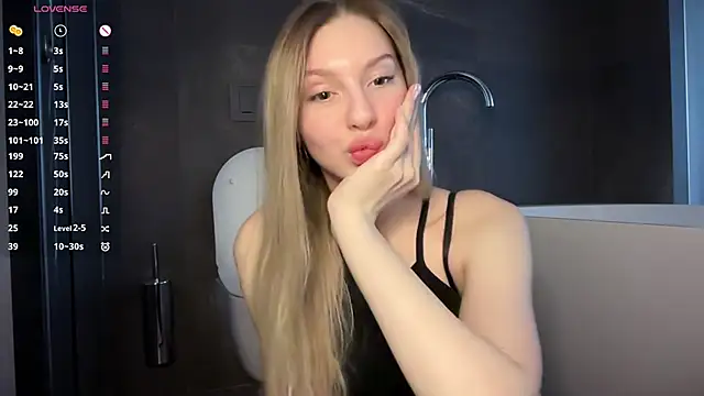 blondinkaa online show from 04-19-26, 09:52