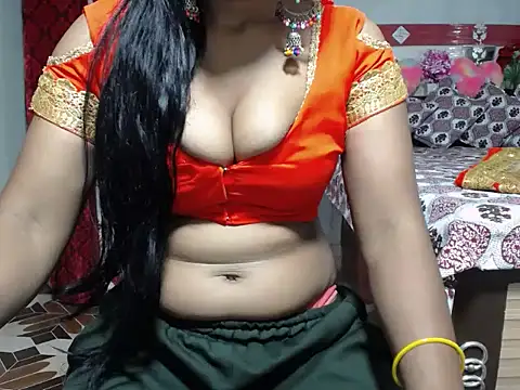 Snapshot of surbhi01 chatting on 06-16-26, 09:17 surbhi01 online show from 06-16-26, 09:17