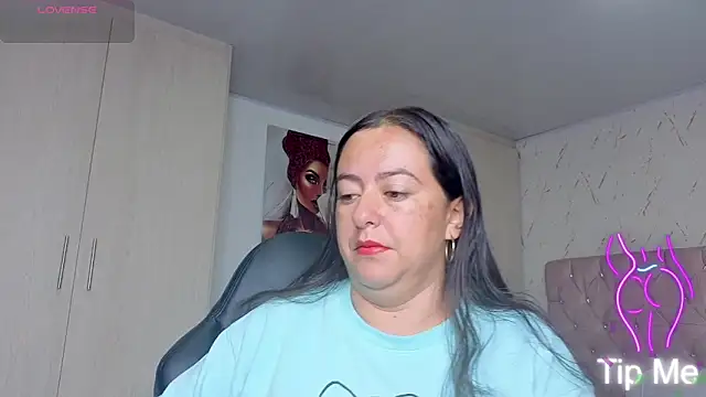 Snapshot of evelyn_harpeery chatting on 02-07-26, 09:13 evelyn harpeery online show from 02-07-26, 09:13