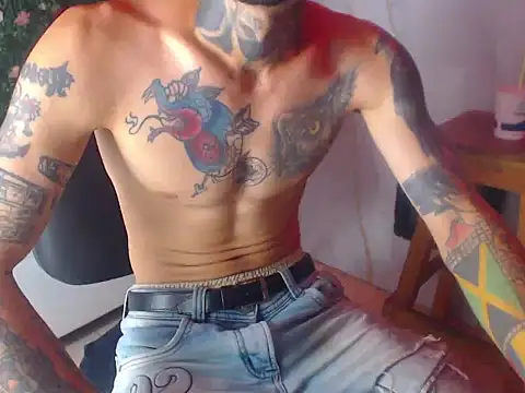 Boy tatto77 online show from 05-17-26, 08:38