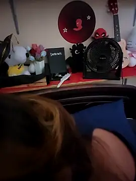 Michelle Ju17 online show from 04-28-26, 09:31