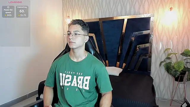 Noah Clarkk online show from 03-31-26, 05:13