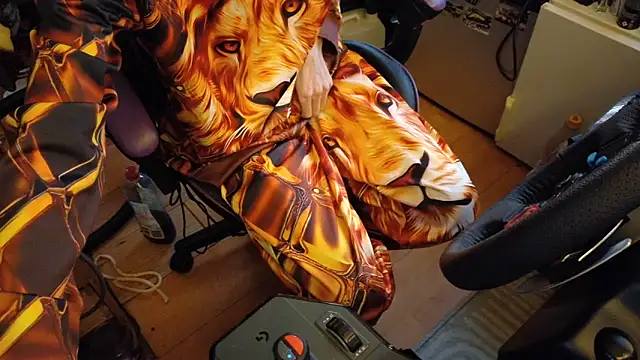 Gay-Versaut online show from 05-21-26, 07:10