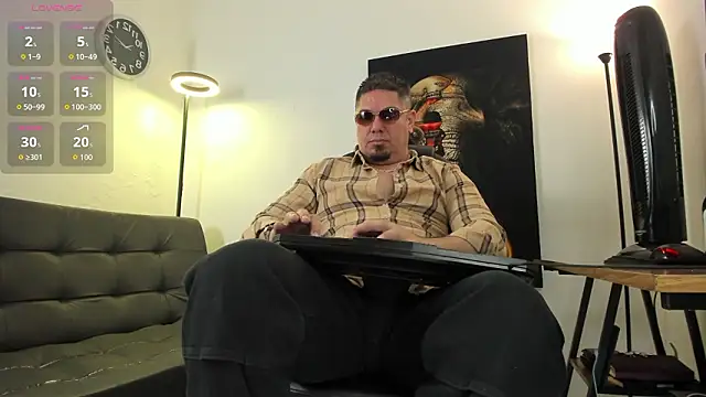 Snapshot of Dante_Bellini chatting on 03-29-26, 01:55 Dante Bellini online show from 03-29-26, 01:55